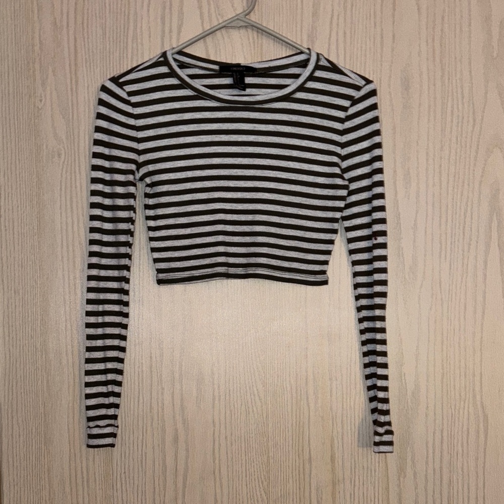 Forever 21 Long Sleeve Cropped Striped Shirt